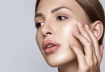 10 Best Moisturizing Liquid Foundations for Dry Skin best moisturizing liquid foundation for dry skin